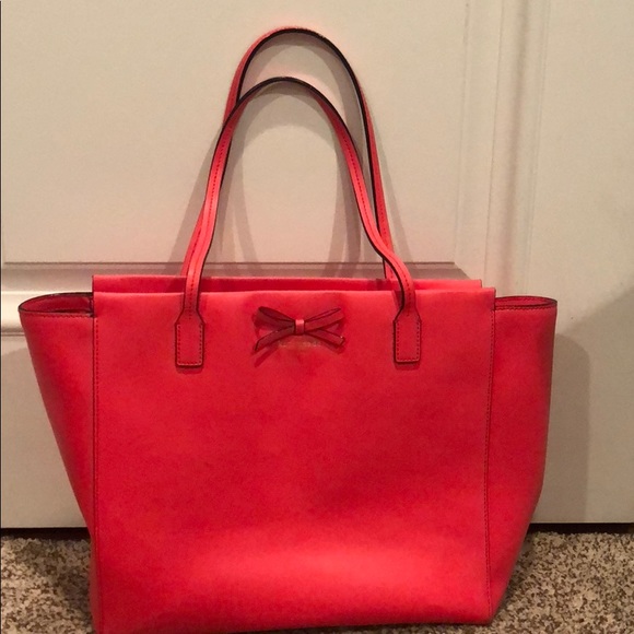 Kate spade Purse - Picture 1 of 7